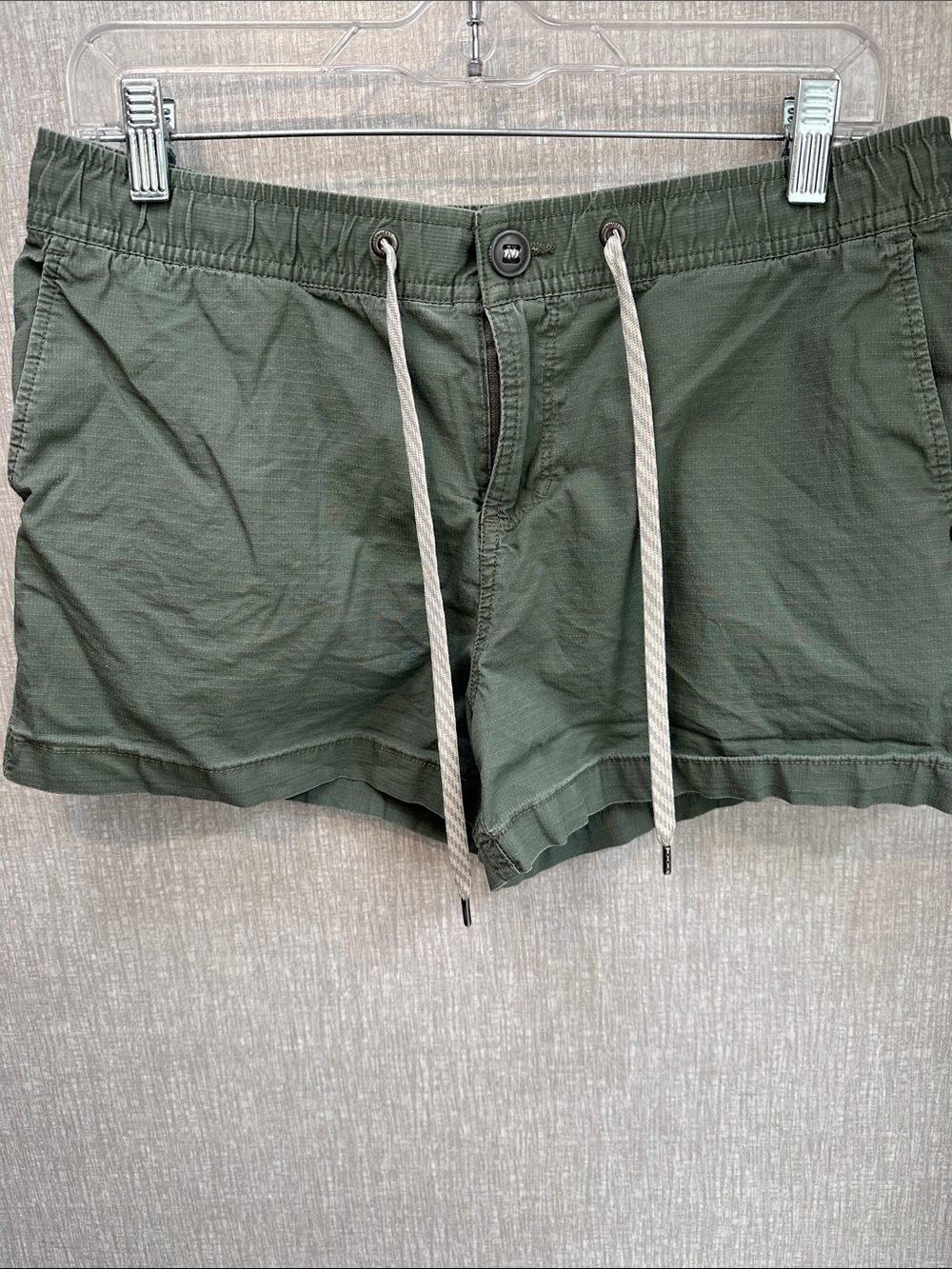 Vuori Olive Green High Waist Drawstring Shorts